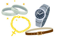指輪とネックレスと腕時計とベルト